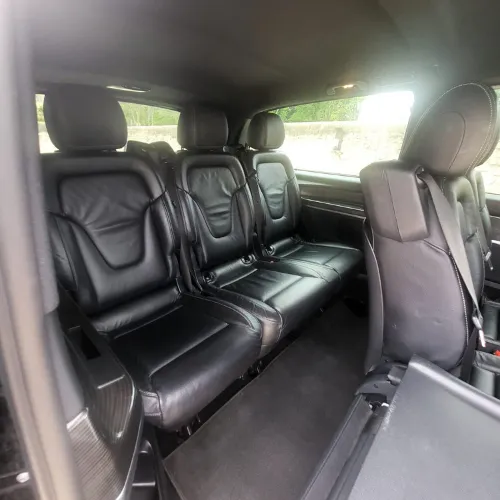 service convoyage de vehicule de luxe grenoble