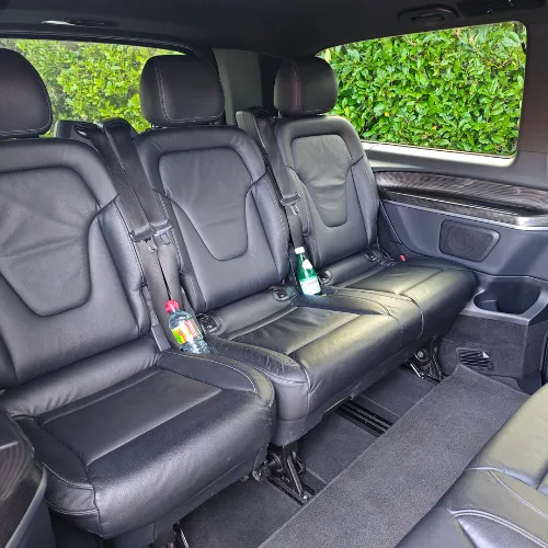 service convoyage de vehicule de luxe grenoble van